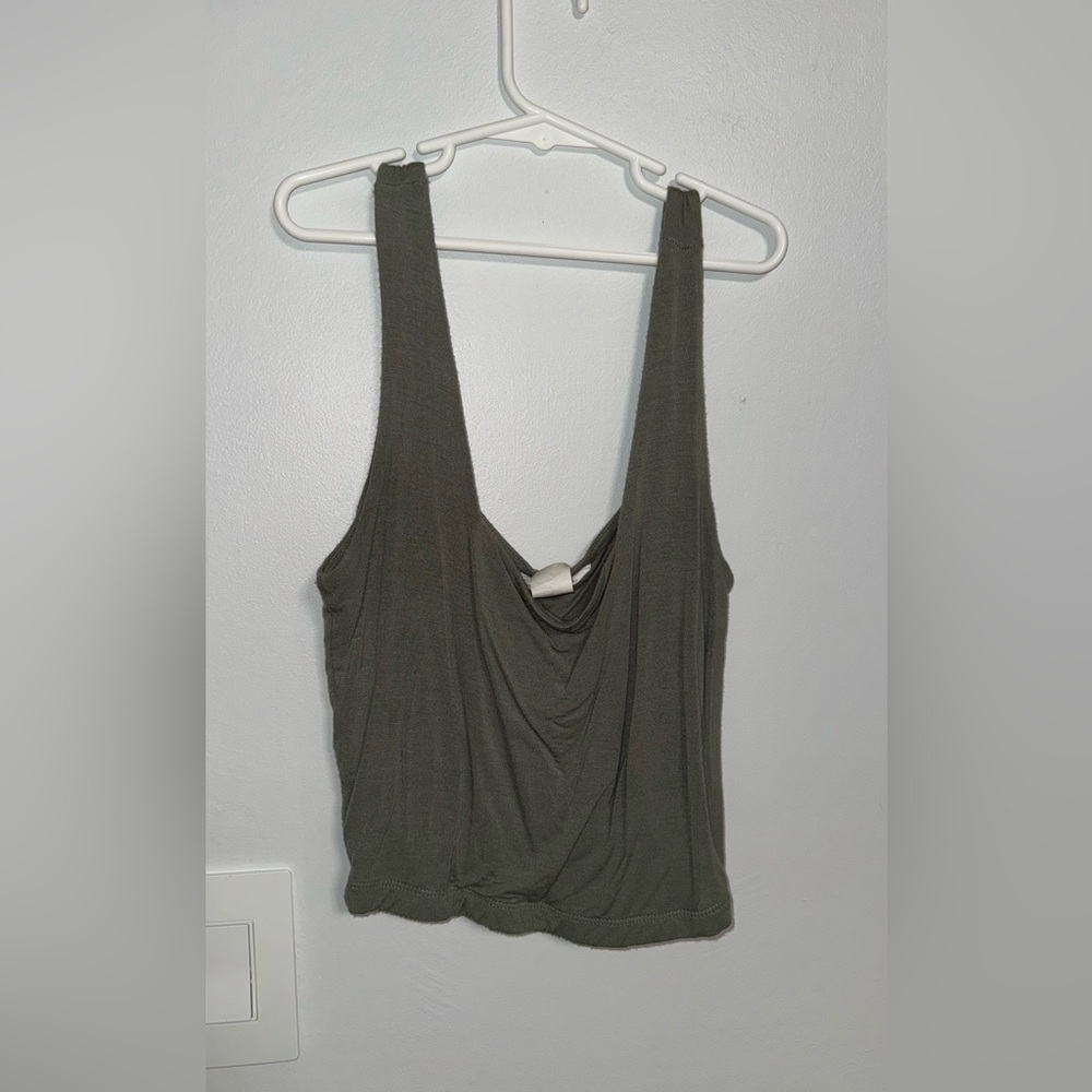 Crop tank top